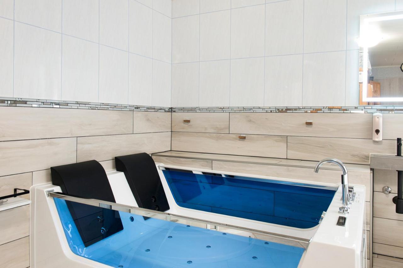 Spawo Mit Sauna Und Whirpool Pfullendorf Exteriér fotografie