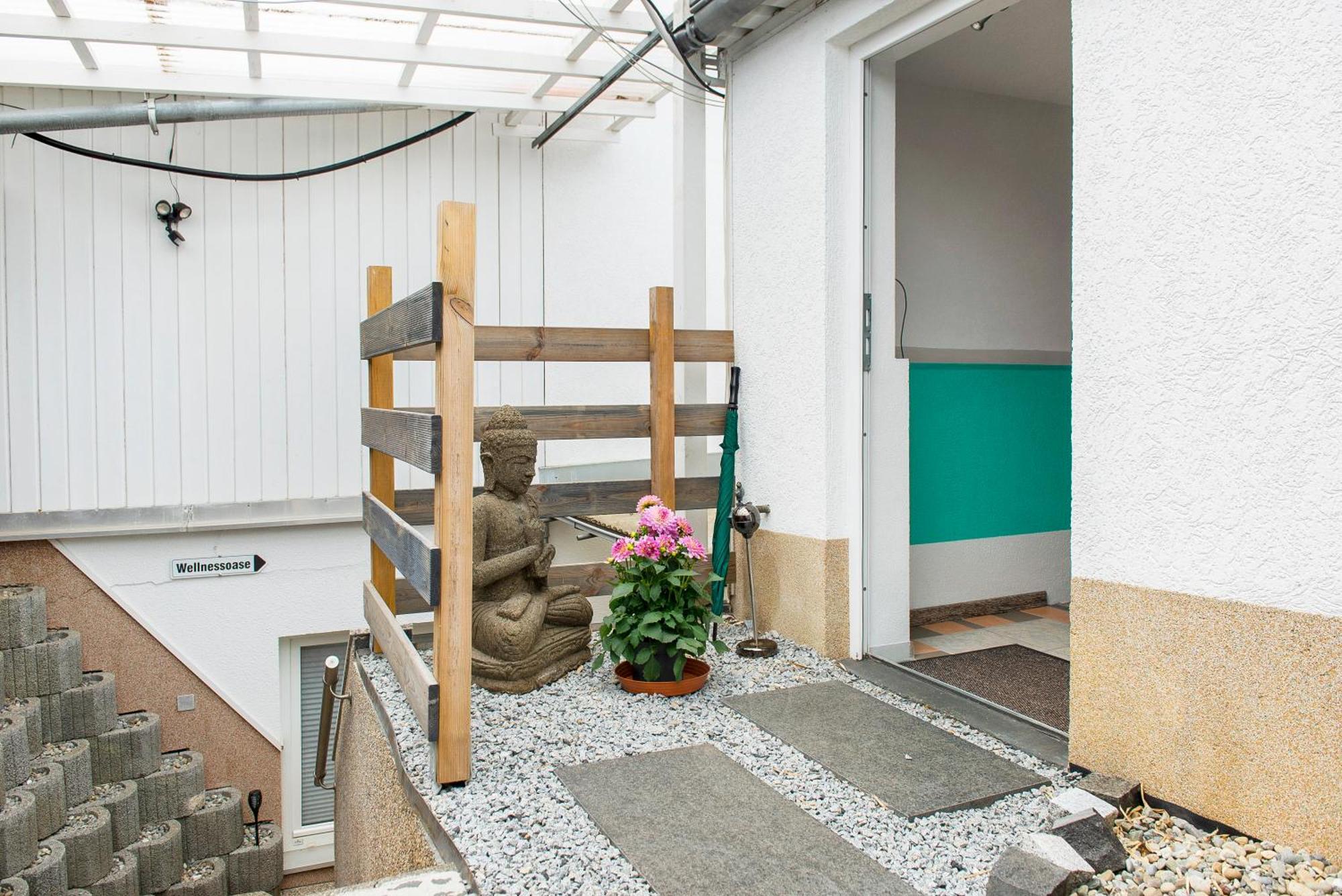Spawo Mit Sauna Und Whirpool Pfullendorf Exteriér fotografie